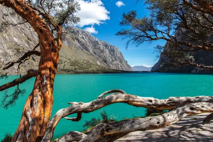 Laguna de Llanganuco