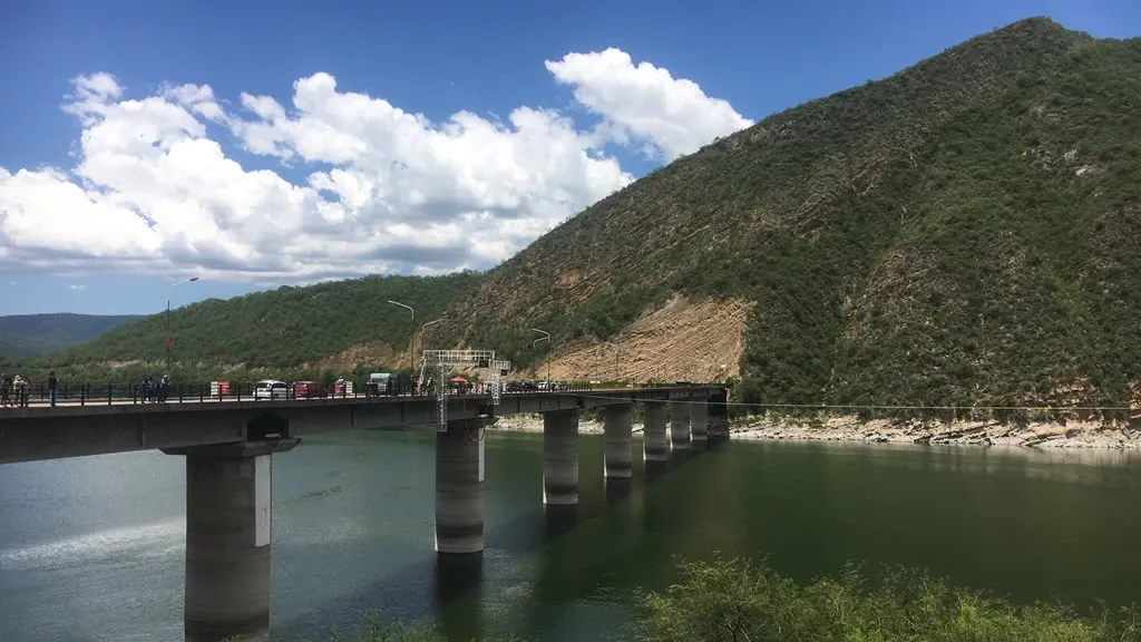 Paisaje de montaña 16