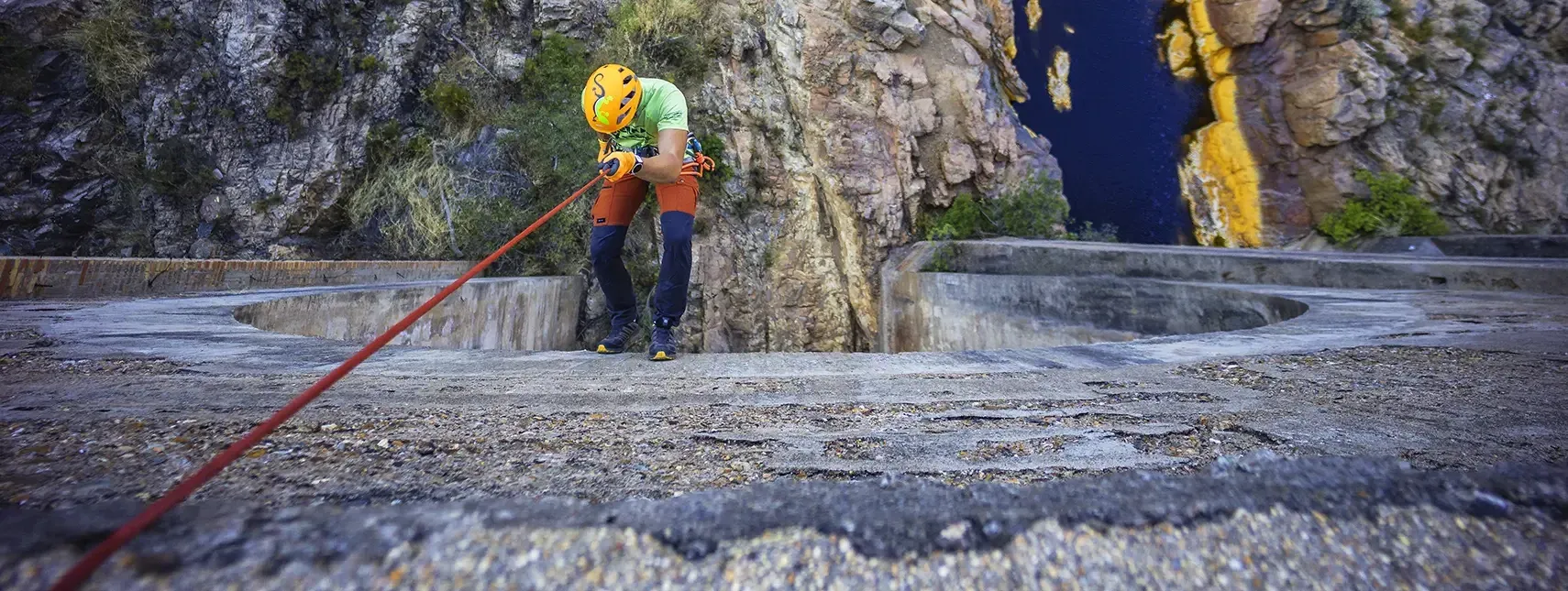 Domina  el vértigo y vive la emoción del rappel