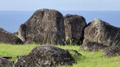 La Leyenda del Hombre Pájaro: Mitología y Paisajes